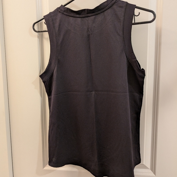 SET OF 2 Workout Tanks - Picture 9 of 13
